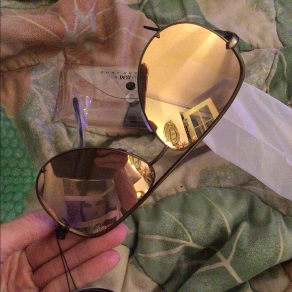 ! 1 left! Rare! Quay green gold high key Sunnies - Picture 7 of 10